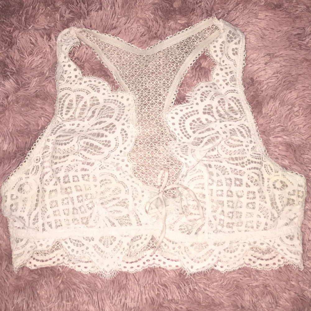 Victoria’s Secret Eyelash Lace Bralette